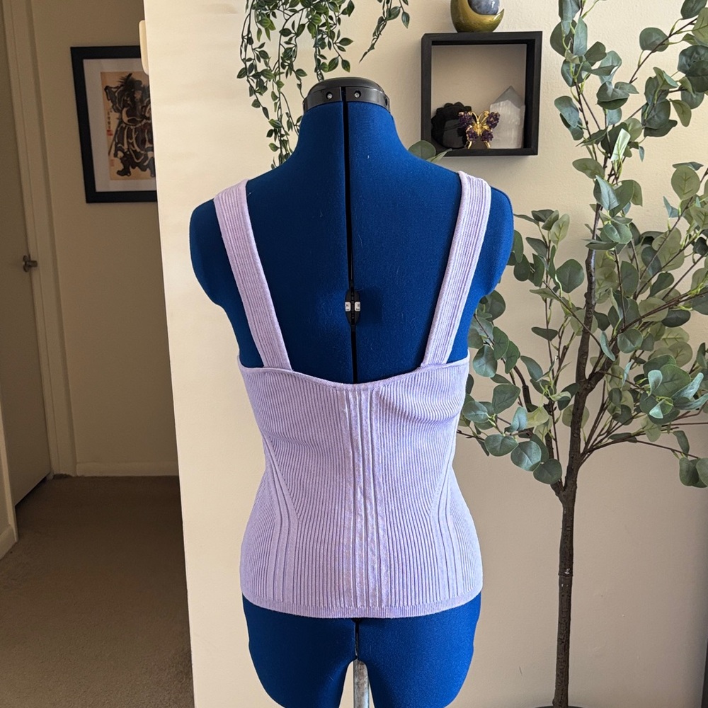 White House Black Market Lavender Tank Top - Picture 3 of 6